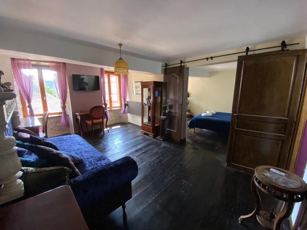 Aparthotel La Maison Du Paon- Josselin Zewnętrze zdjęcie