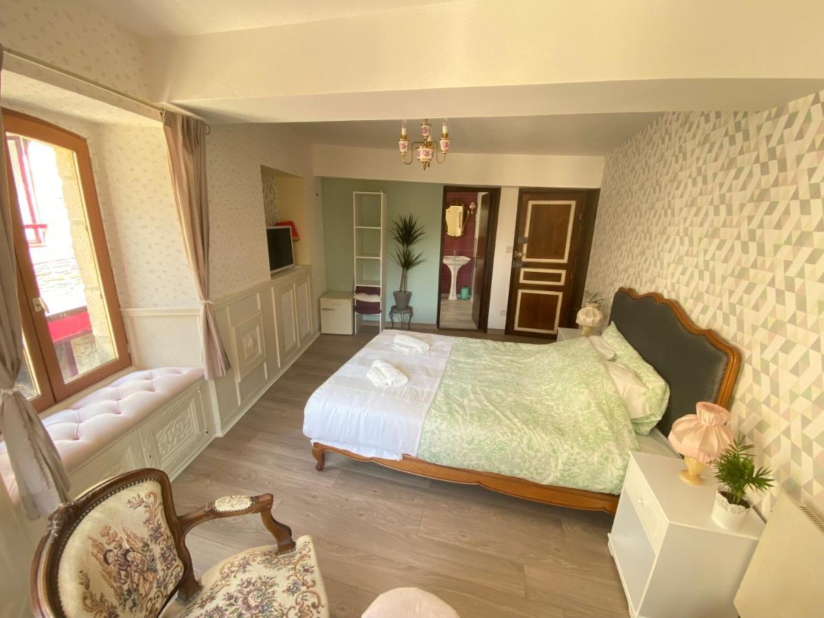 Aparthotel La Maison Du Paon- Josselin Zewnętrze zdjęcie