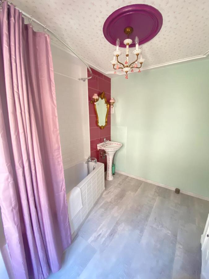 Aparthotel La Maison Du Paon- Josselin Zewnętrze zdjęcie